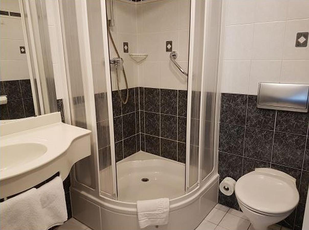 Hotel & Restaurant Weinberg Baden-Baden Ngoại thất bức ảnh